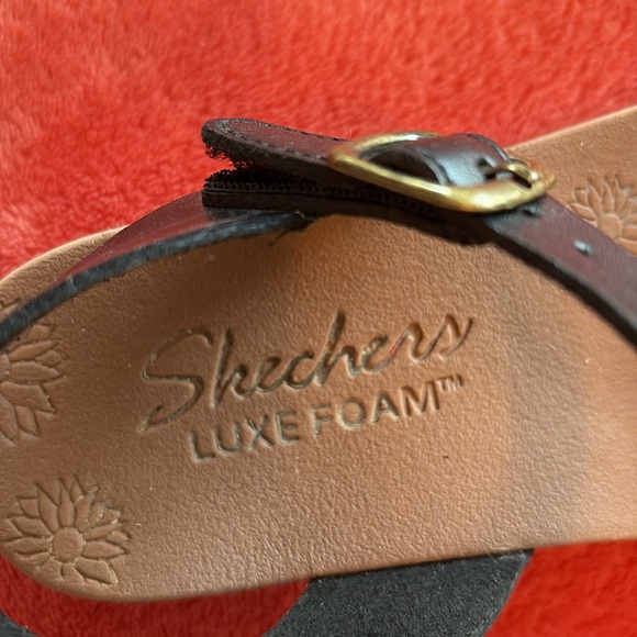 Black Sketchers Luxe Foam Open Sandals Size 6 - Picture 6 of 9